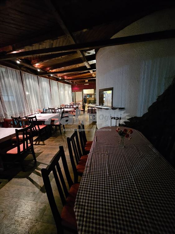 Izdajem opremljen Restoran Piceriju — 15