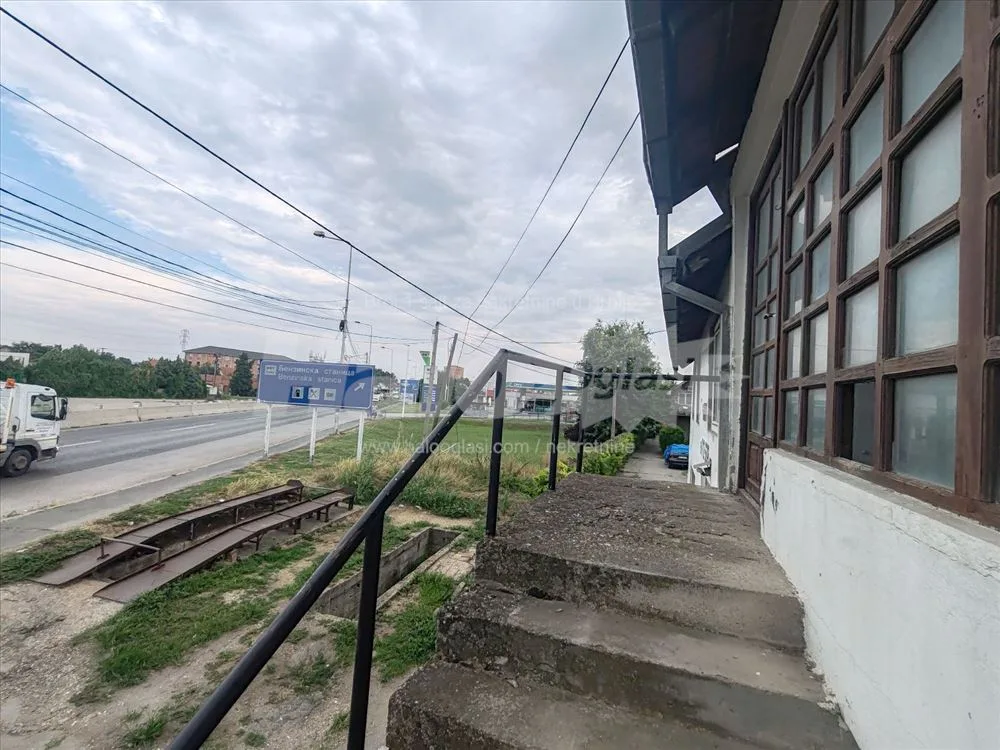 Izdajem poslovni prostor 45+40 m2 — 7