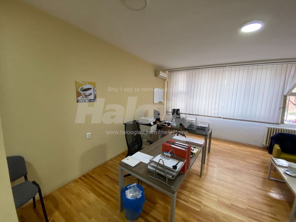Izdajem poslovni prostor ugao Pozeske i Zrmanjske — 3