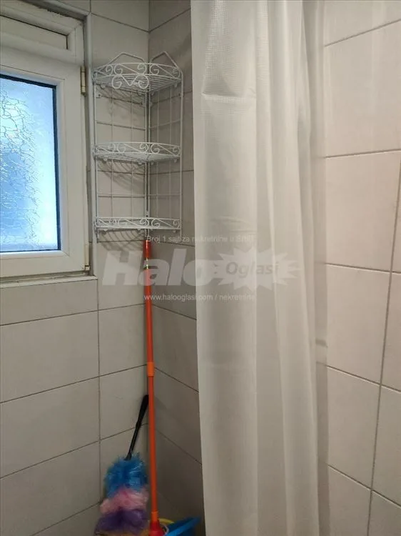 Izdajem potpuno namešten stan kod opštine Rakovica — 13