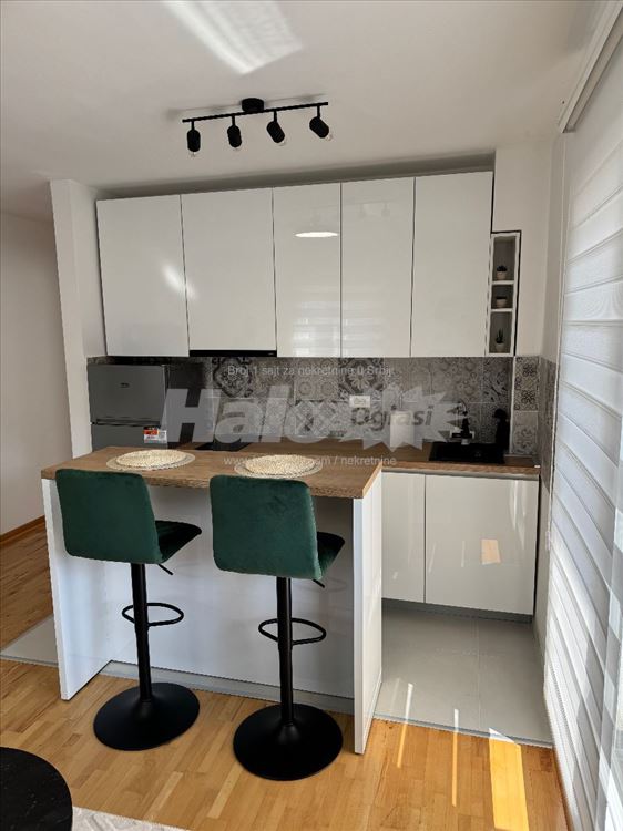 Izdajem potpuno nov neuseljen stan - Altina | 42m2 — 2