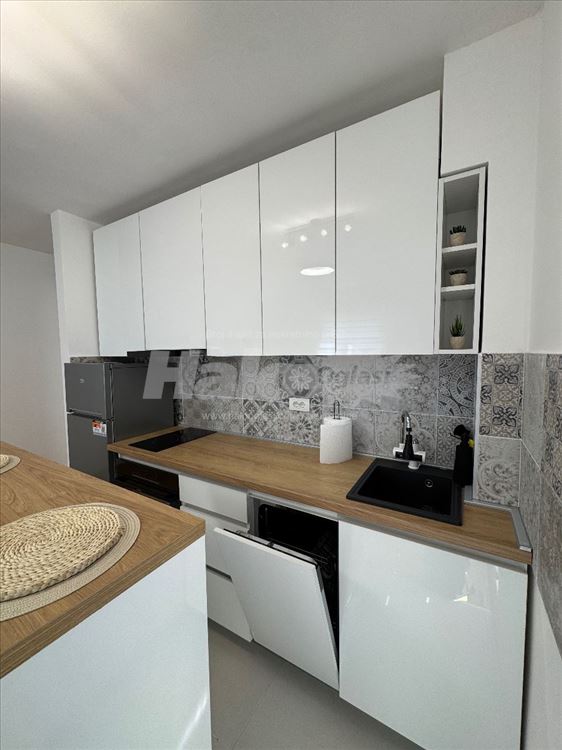Izdajem potpuno nov neuseljen stan - Altina | 42m2 — 4