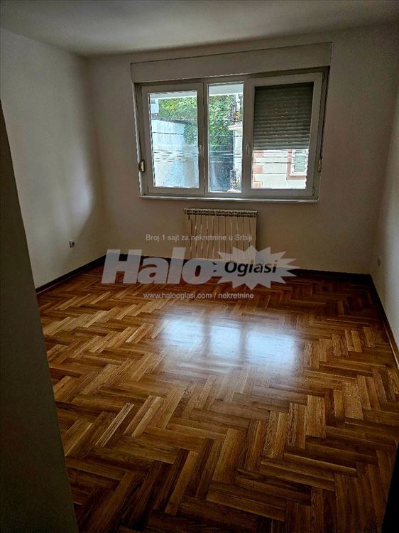 Izdajem potpuno renoviran stan 67m2 u Presevskoj, — 4