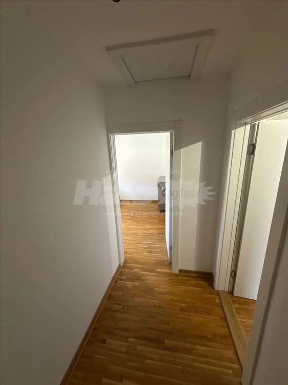 Izdajem potpuno renoviran stan u Kaludjerici — 6