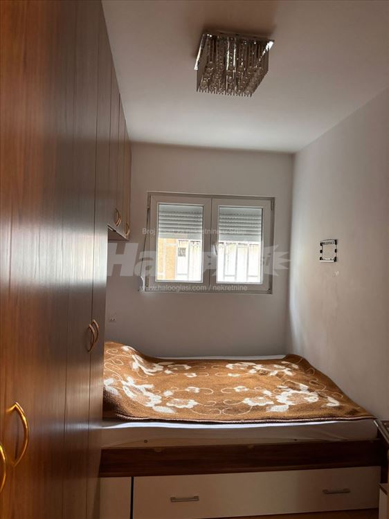 Izdajem prelep stan sa Dvorištem - Šumice — 7