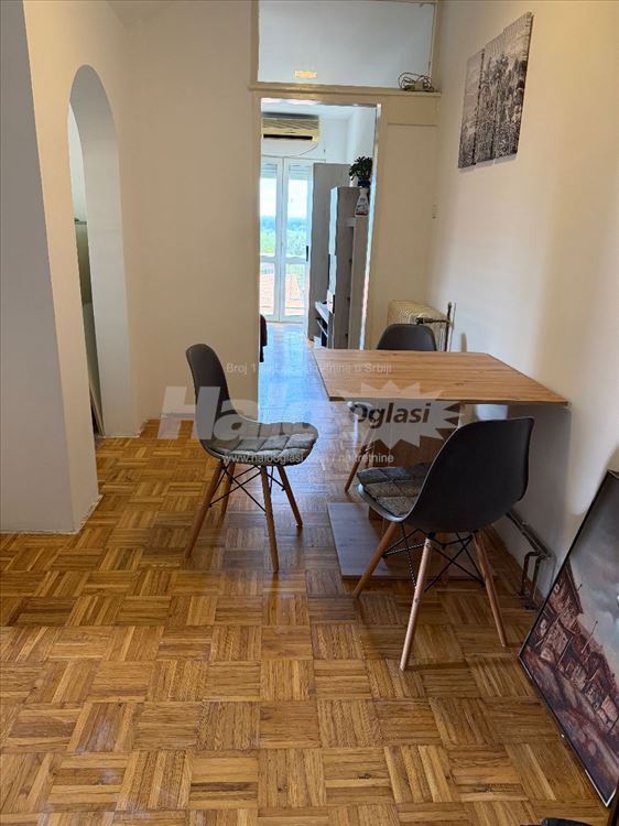 Izdajem prelep stan u Višnjičkoj banji — 4