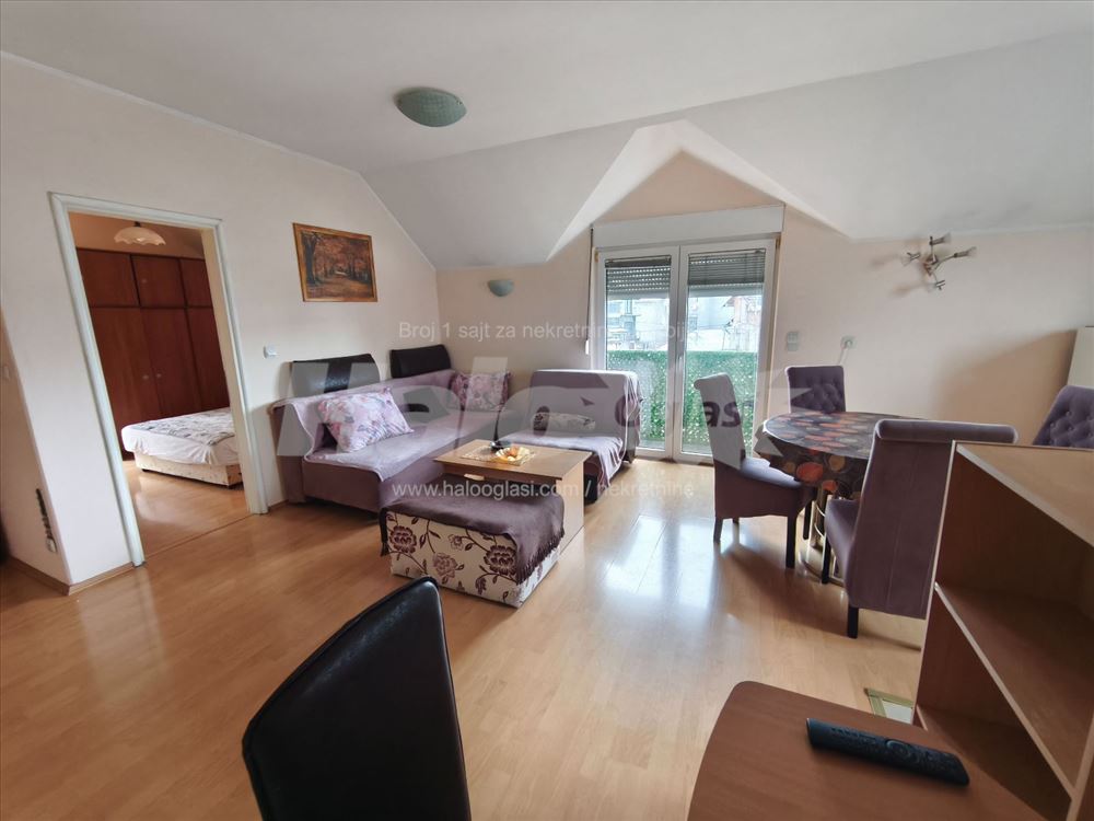 Izdajem prelep svetao 1,5,Zemun,Altina,55m2 — 12
