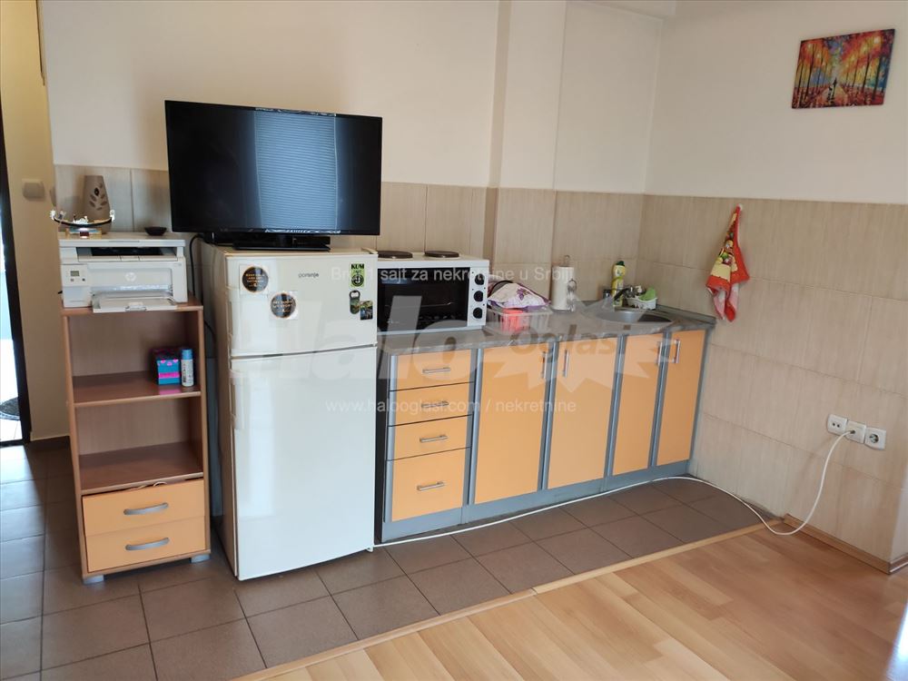 Izdajem prelepu garsonjeru Zemun Altina — 14