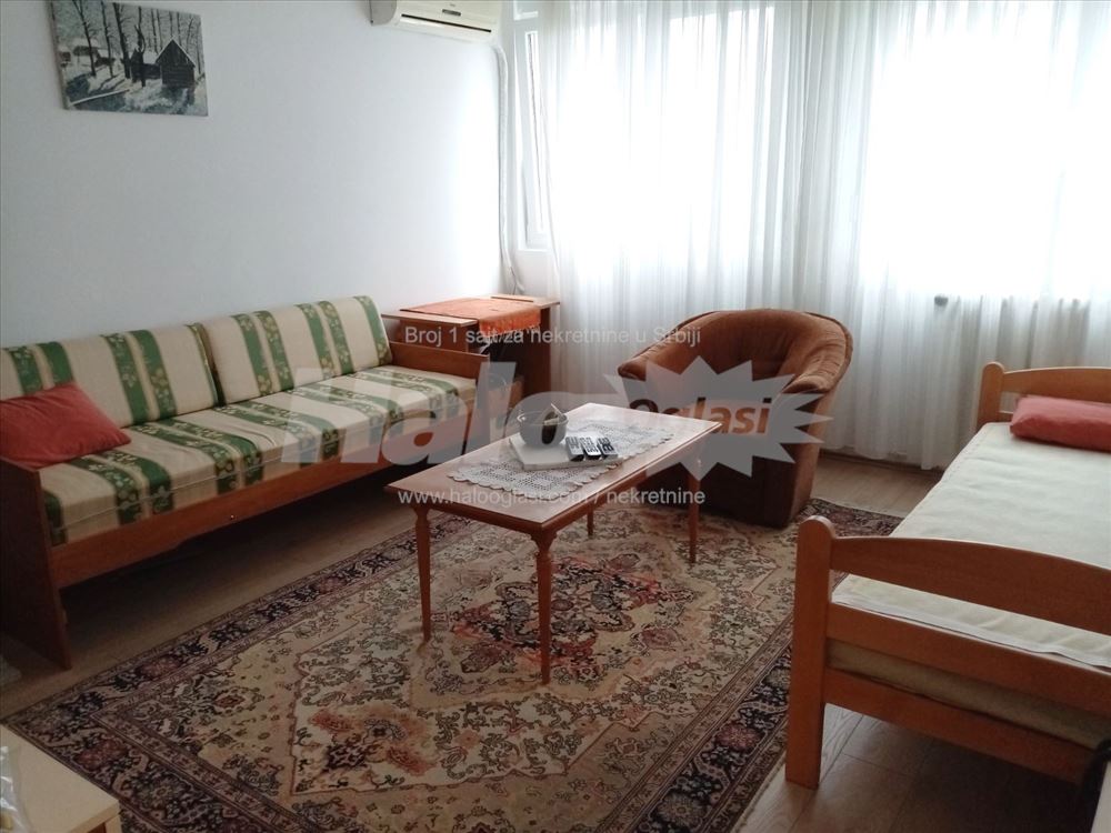 Izdajem renoviran, namešten stan na Novom Beogradu — 5