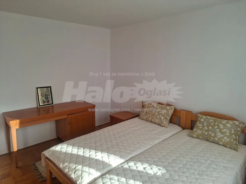 Izdajem renoviran namešten stan Drapšin — 8