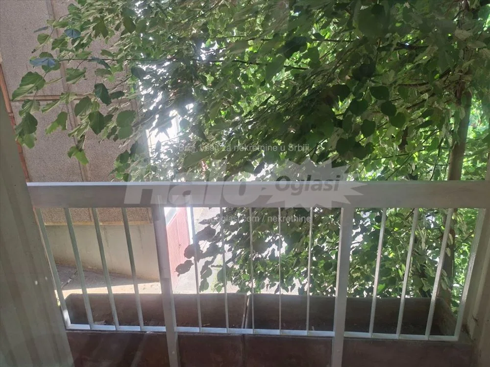 Izdajem renoviran namešten stan Drapšin — 11