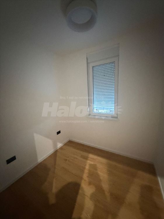 Izdajem renoviran prazan stan kod prokopa. — 6