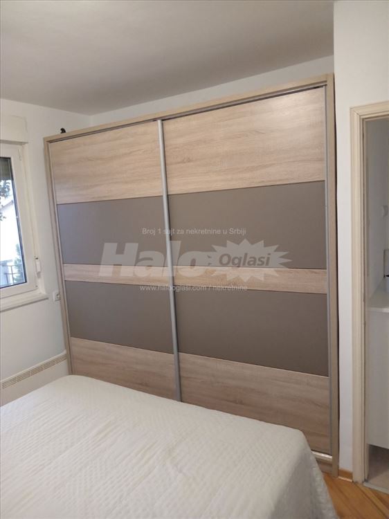 Izdajem renoviran stan 44 m2 - Karaburma — 4