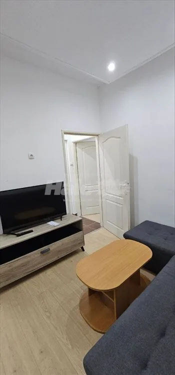 Izdajem renoviran stan - Miljakovac — 2