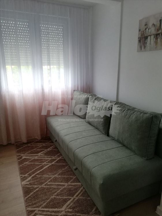 Izdajem renoviran stan na Karaburmi — 7