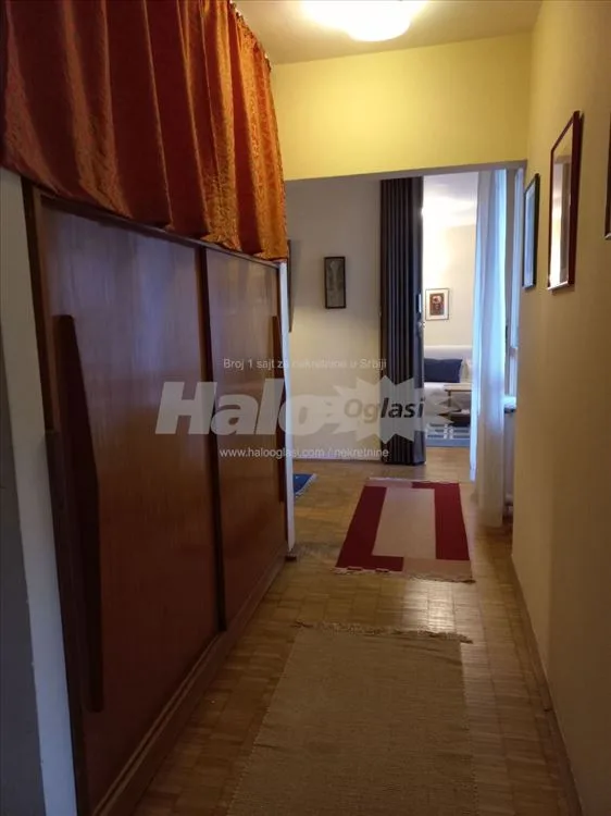 Izdajem Skojevsko naselje - trosoban — 4