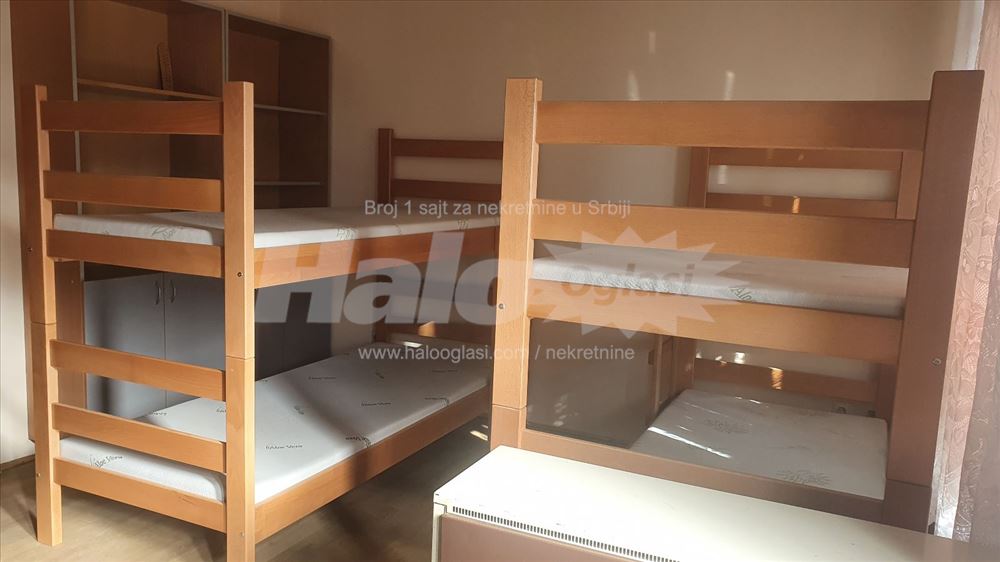 Izdajem smeštaj za radnike u Železniku — 2