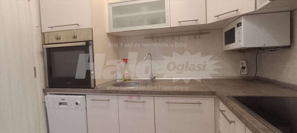 Izdajem stan 2.0  blok 61 — 15