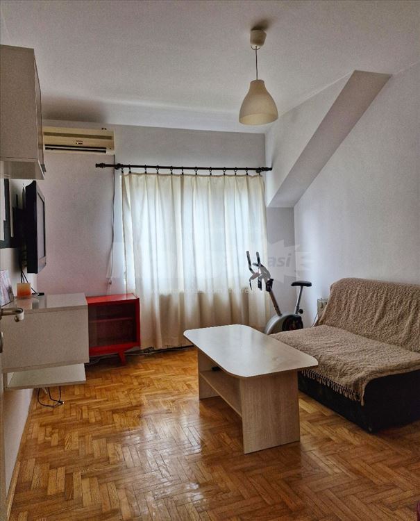 Izdajem stan 2.5,Bulevar kralja A.|Cvetkova pijaca — 6