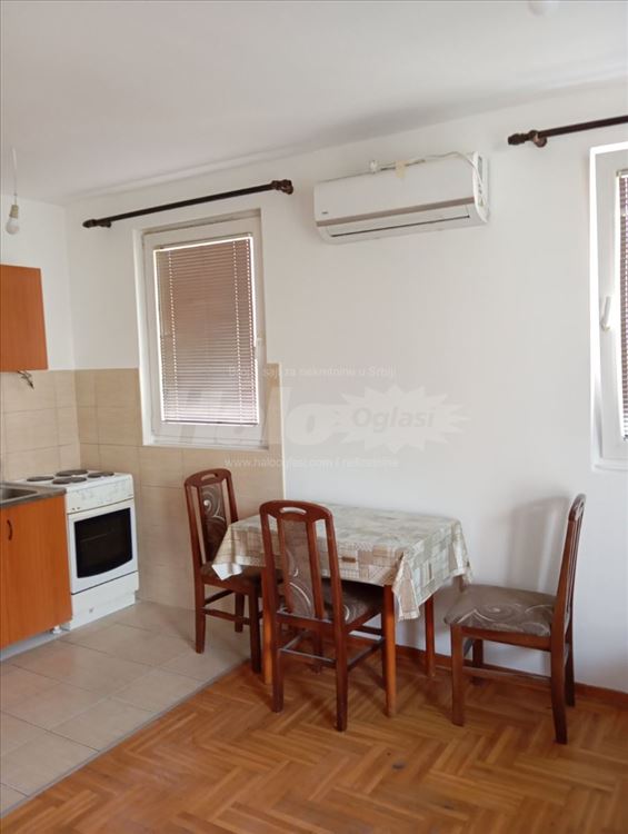 Izdajem stan 30m² — 3