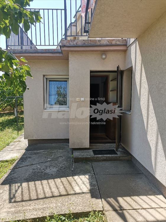 Izdajem stan 30m2 za samca/samicu — 2
