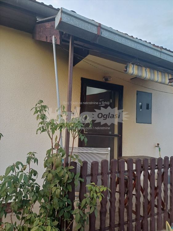 Izdajem stan 34m2 — 3