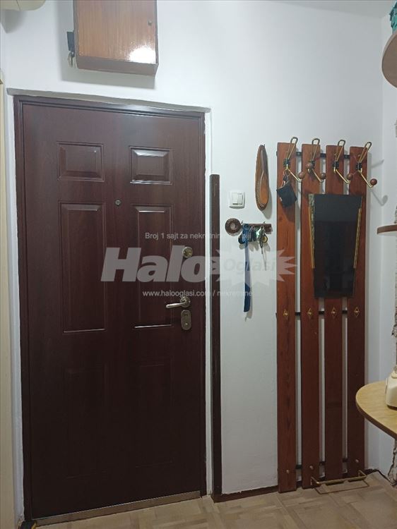 Izdajem stan 34m2 — 8