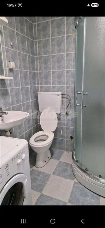 Izdajem stan 42m2 — 6