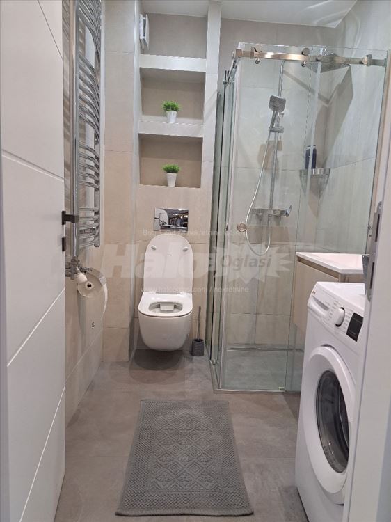 Izdajem Stan 45 m2 — 9