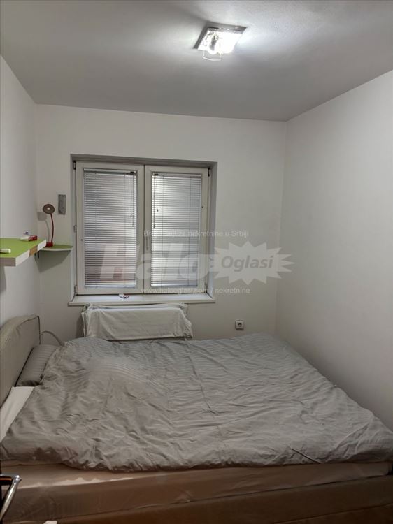 Izdajem stan  45M2   Zemun,Lagumska 8 — 2