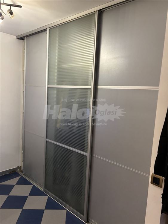Izdajem stan  45M2   Zemun,Lagumska 8 — 7