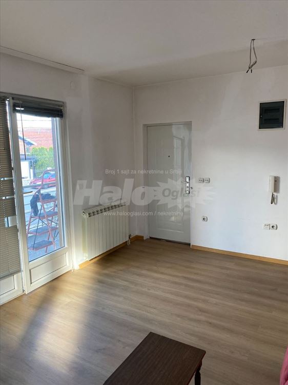 Izdajem stan 50m² na Altini — 12