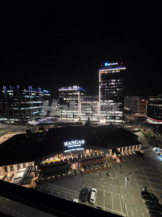Izdajem stan 58m2,lux,garaza,sva tehnika,namestaj — 9