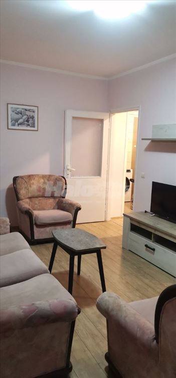 Izdajem stan 65m² + parking mesto, D. Tucovica — 3