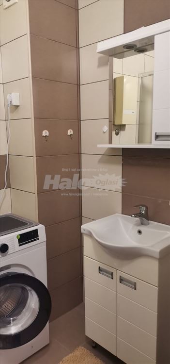 Izdajem stan 65m² + parking mesto, D. Tucovica — 10