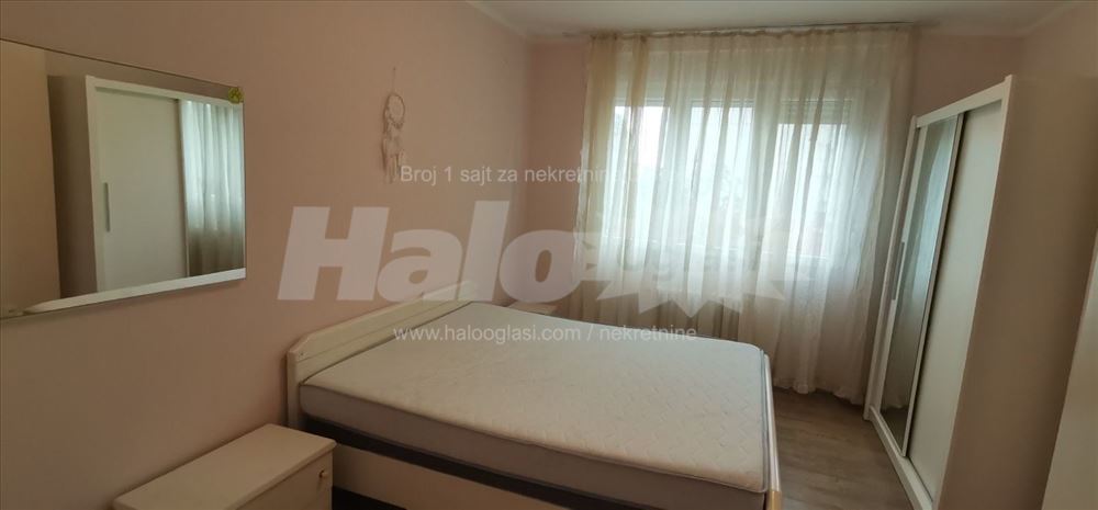Izdajem stan 65m² + parking mesto, D. Tucovica — 11