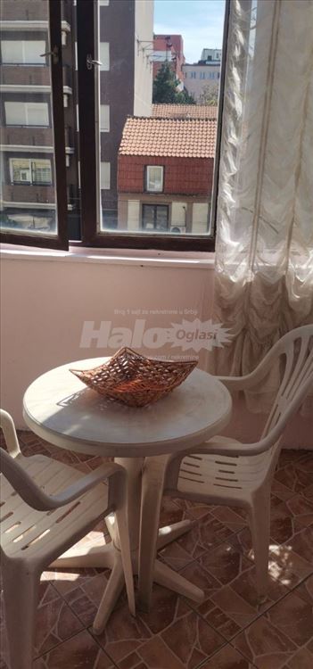 Izdajem stan 65m² + parking mesto, D. Tucovica — 14