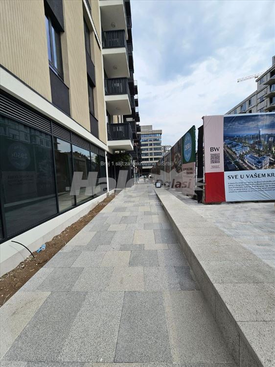 Izdajem stan Beograd na vodi 55m2 — 3