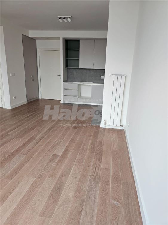 Izdajem stan Beograd na vodi 55m2 — 5
