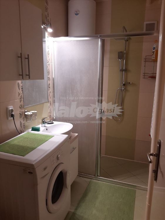 Izdajem stan Blok 63 Novi Beograd — 6