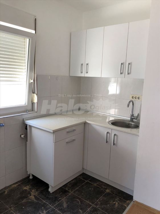 Izdajem stan, Brace Jerkovic 60m2 sa parkingom — 7