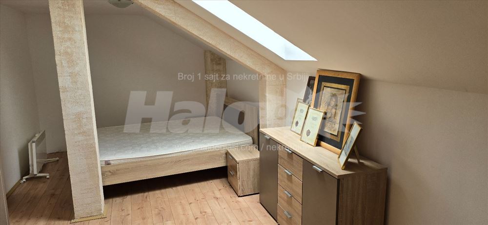 Izdajem stan Duplex (namesten) Višnjica — 10