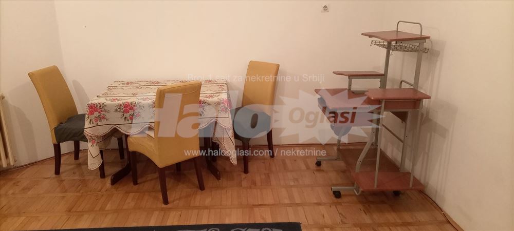 Izdajem stan Julino Brdo Žarkovo 70 M2 sa velikom — 3