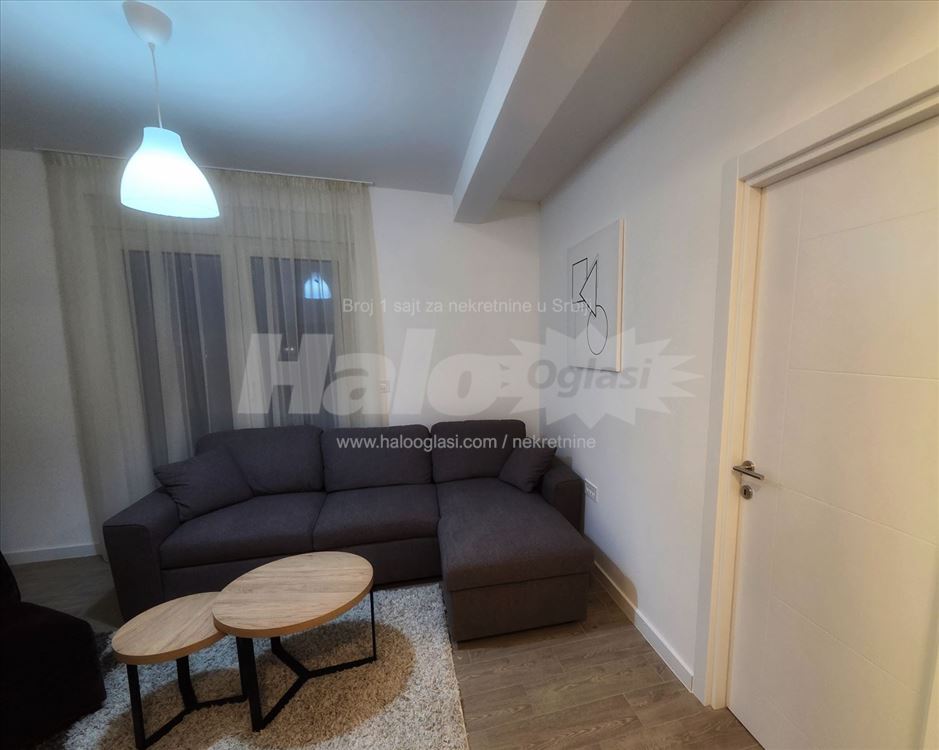 Izdajem stan kod Cvetkove pijace — 6