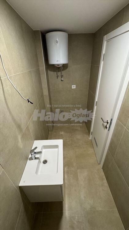 Izdajem stan kod Hale Pionir — 11