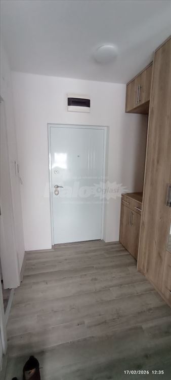 Izdajem stan, kod Velefarma — 7