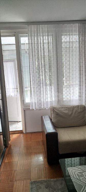 Izdajem stan Konjarnik Ustanička — 7