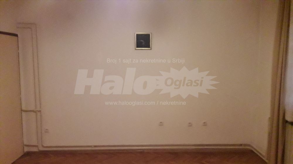 izdajem stan — 9