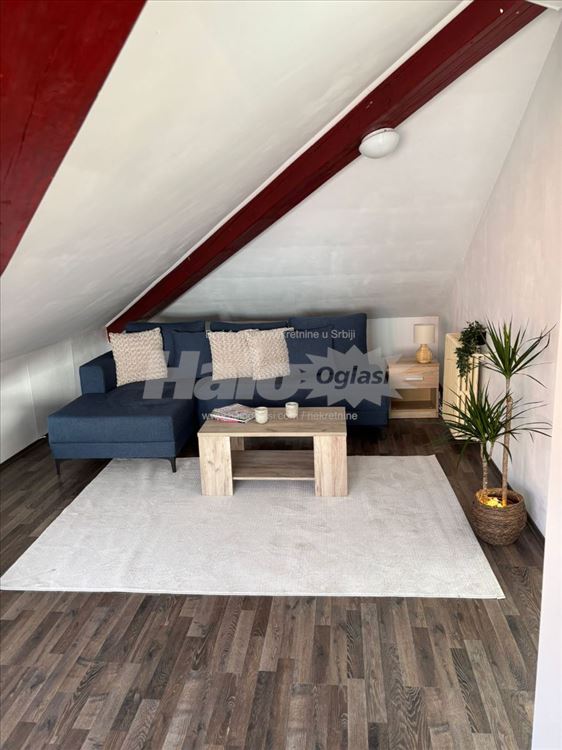 Izdajem stan — 6