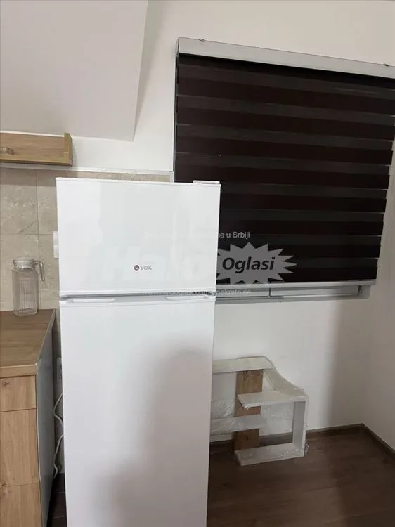 Izdajem stan — 6